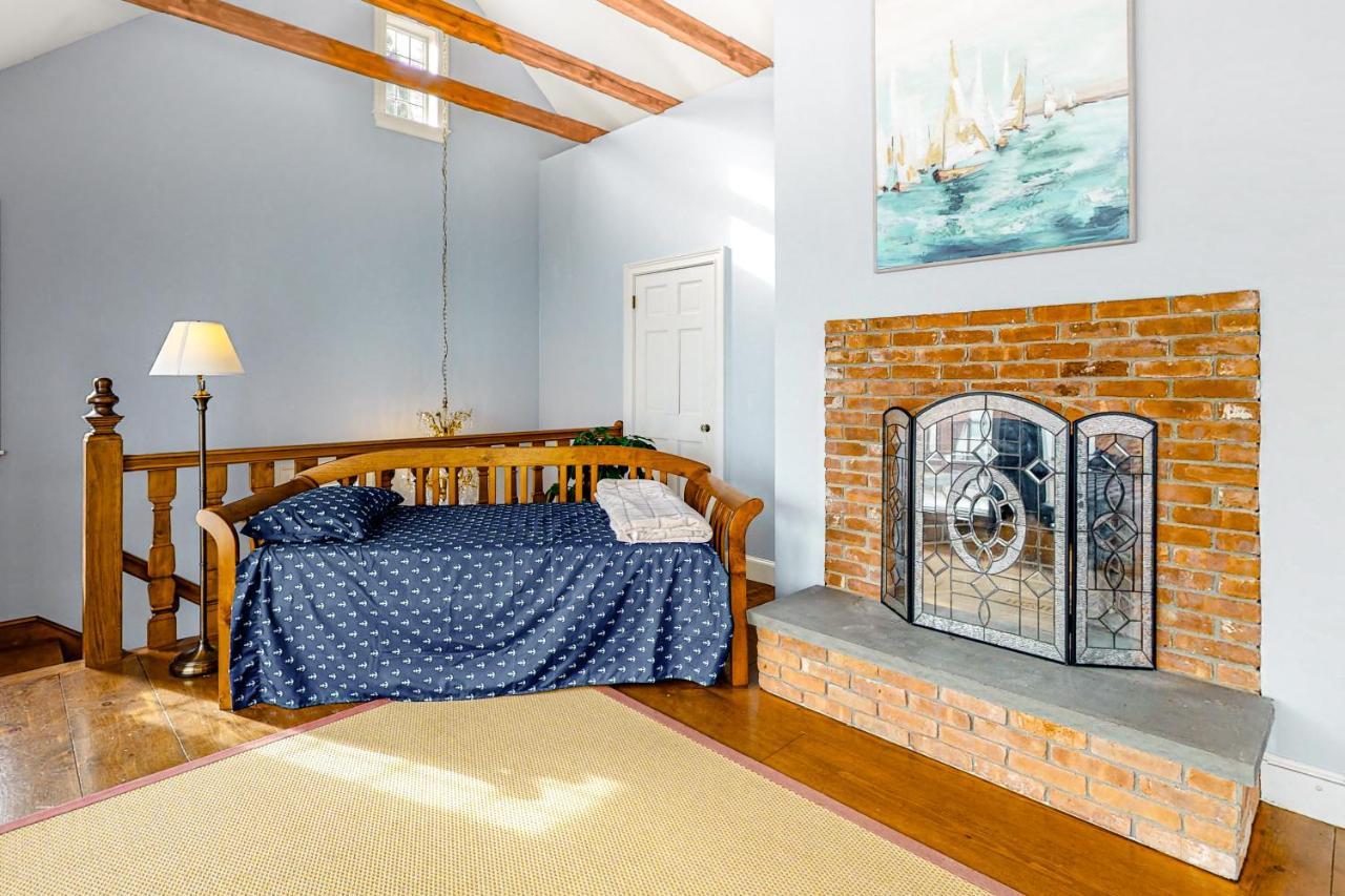 Point Radio Cottage Gloucester Ngoại thất bức ảnh